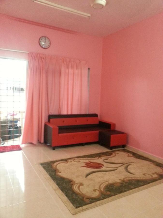 Yasmeen Homestay Kemaman Chukai Екстер'єр фото
